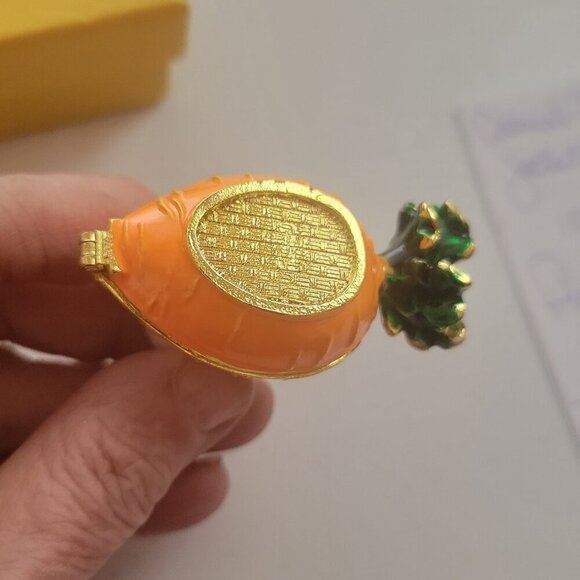 Adorable Bunny Rabbit and Carrot White and Orange Tiny Trinket Box - Picture 6 of 6